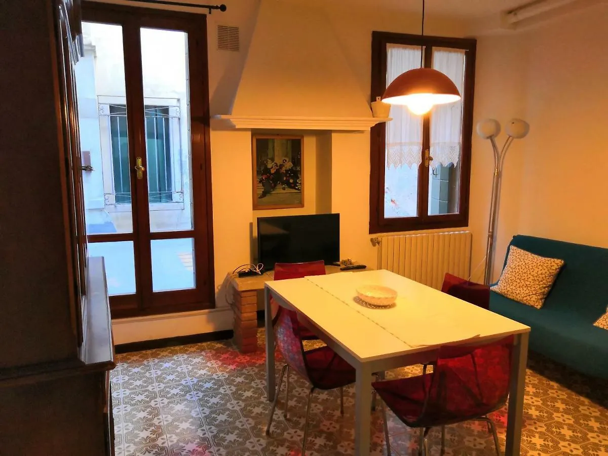 APPARTAMENTO Ruga Giuffa Venezia Italia